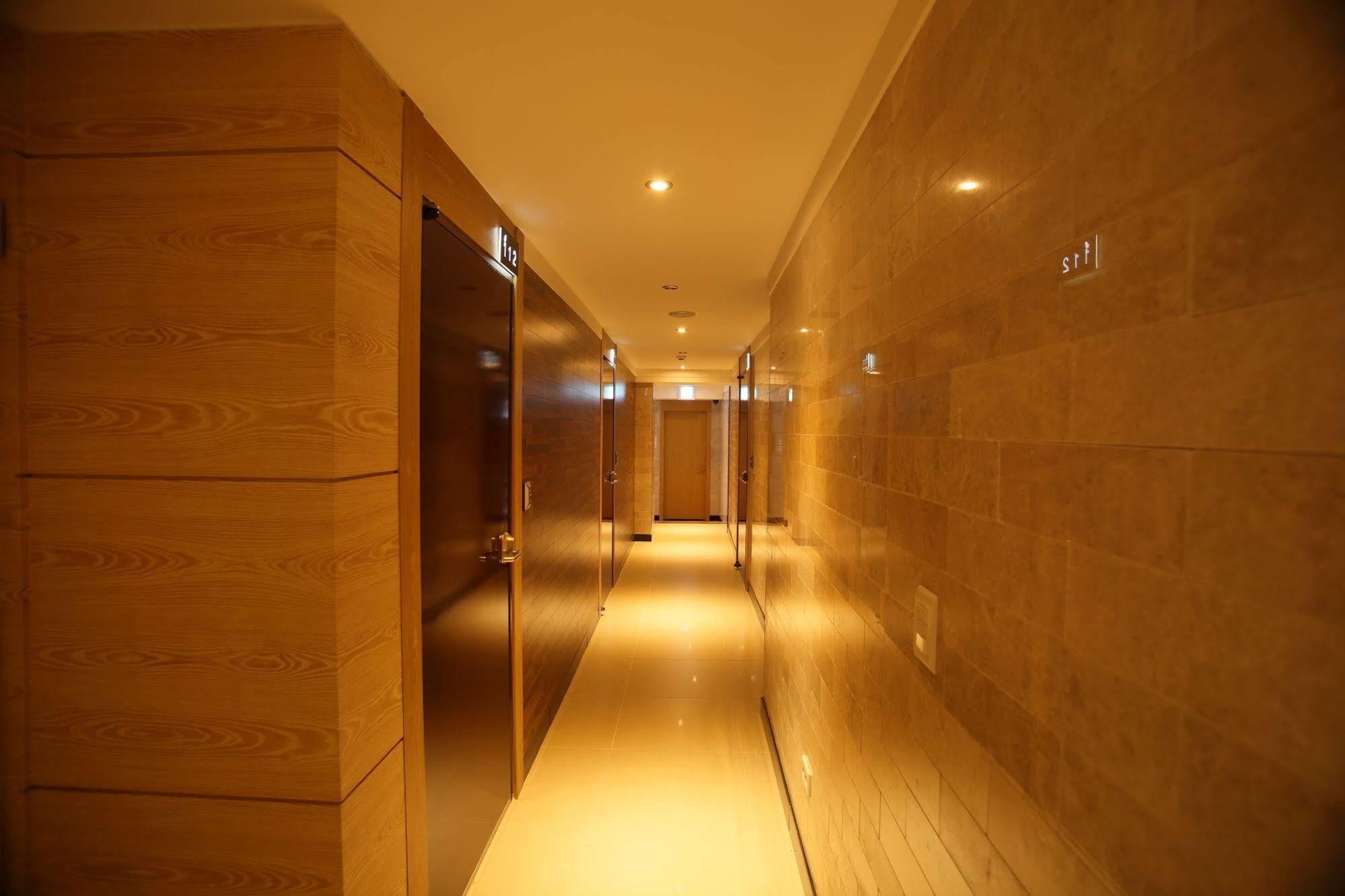 Hotel Mido Myeongdong
